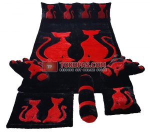 Karpet Rasfur Full Set Cats Merah Dasar Hitam